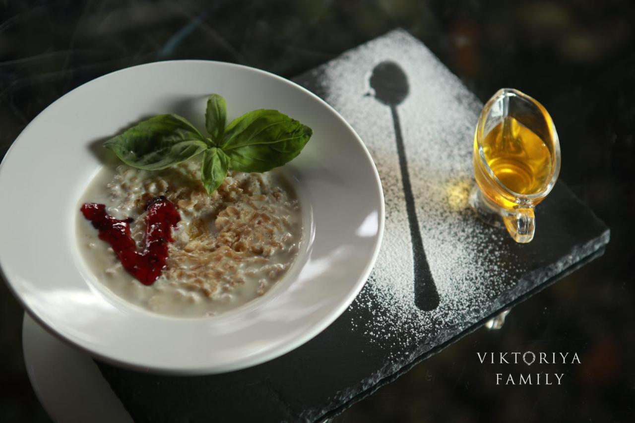 Viktoriya Family Hotel Restaurant Complex Kyiv Exterior photo