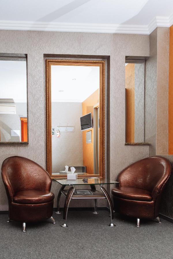 Viktoriya Family Hotel Restaurant Complex Kyiv Exterior photo