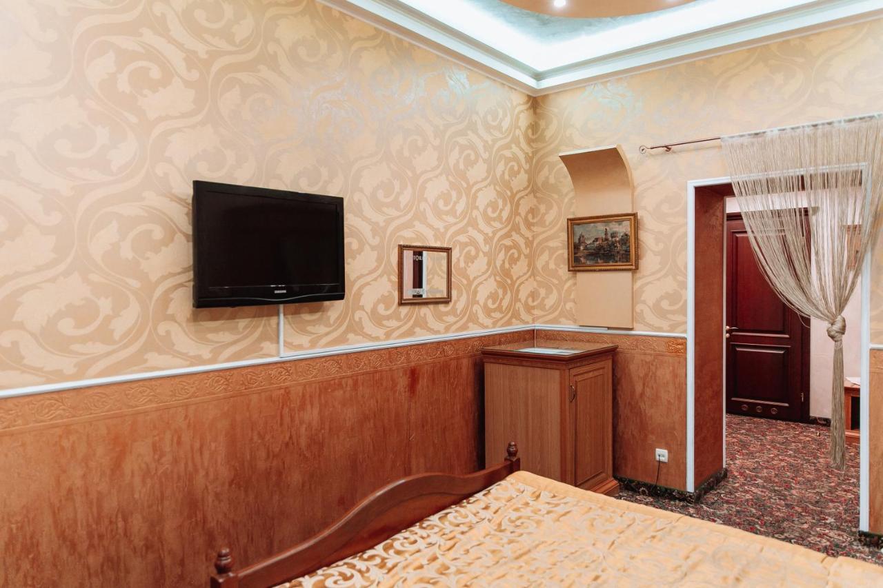Viktoriya Family Hotel Restaurant Complex Kyiv Exterior photo